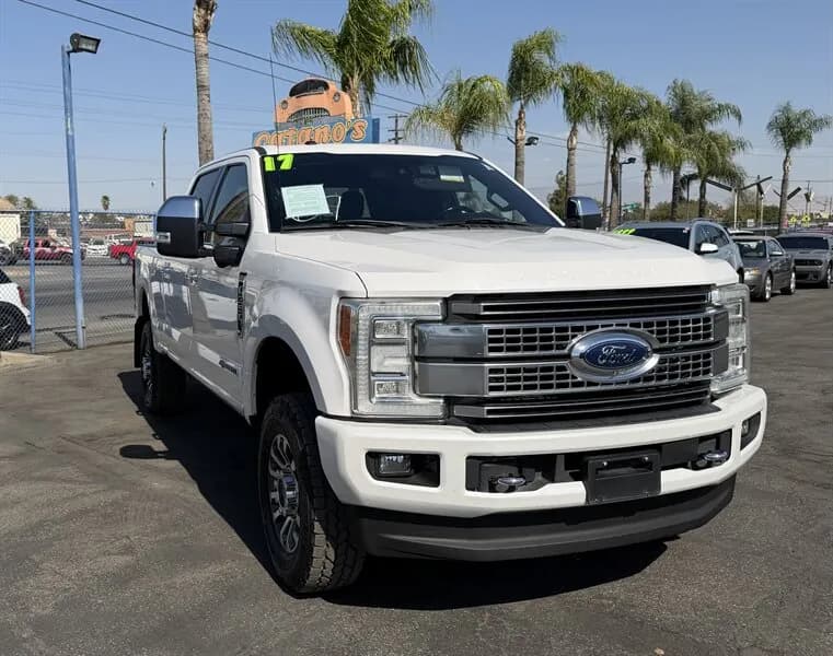 2017 Ford F-350 Super Duty Platinum - Pickup