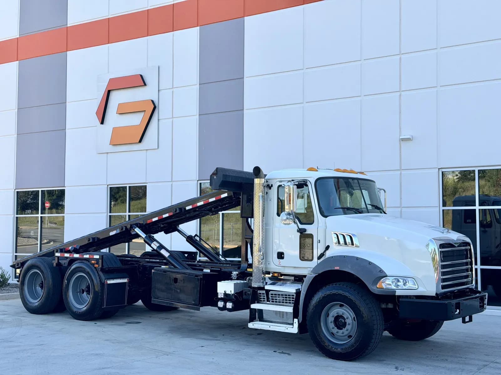 2018 Mack GU813 - Garbage