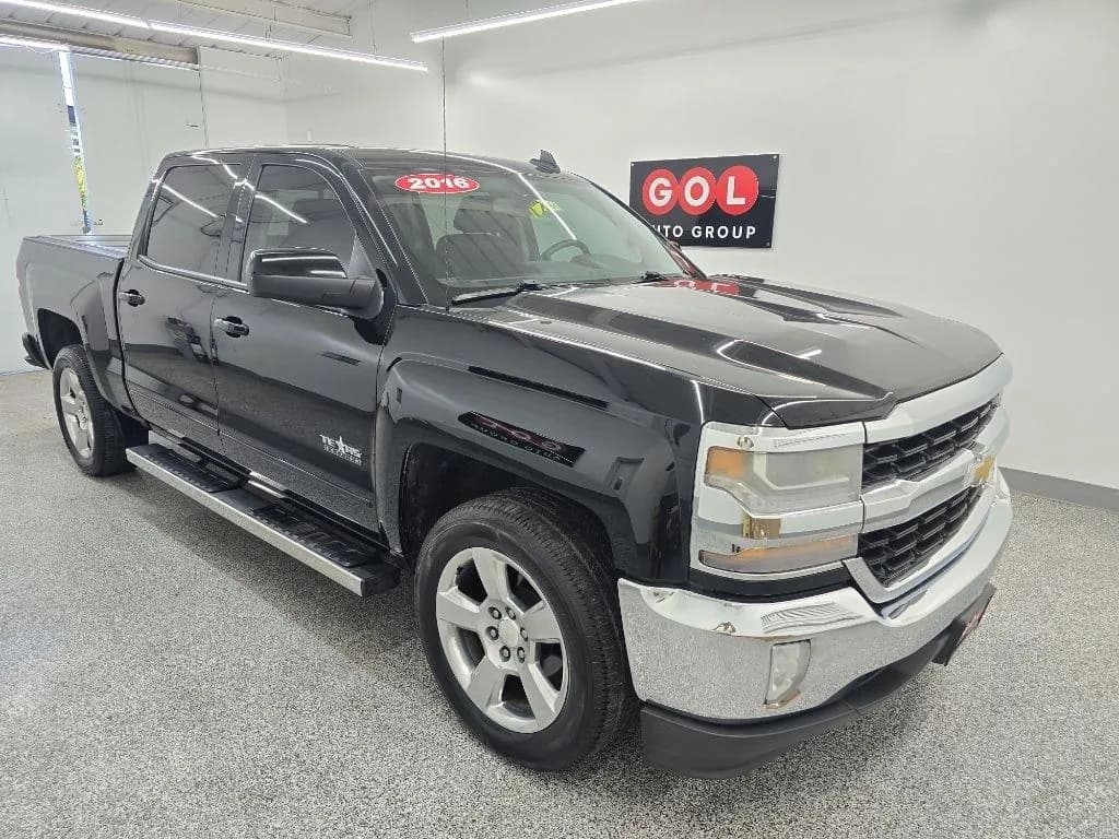 2016 Chevrolet Silverado 1500 LT Crew Cab - Pickup