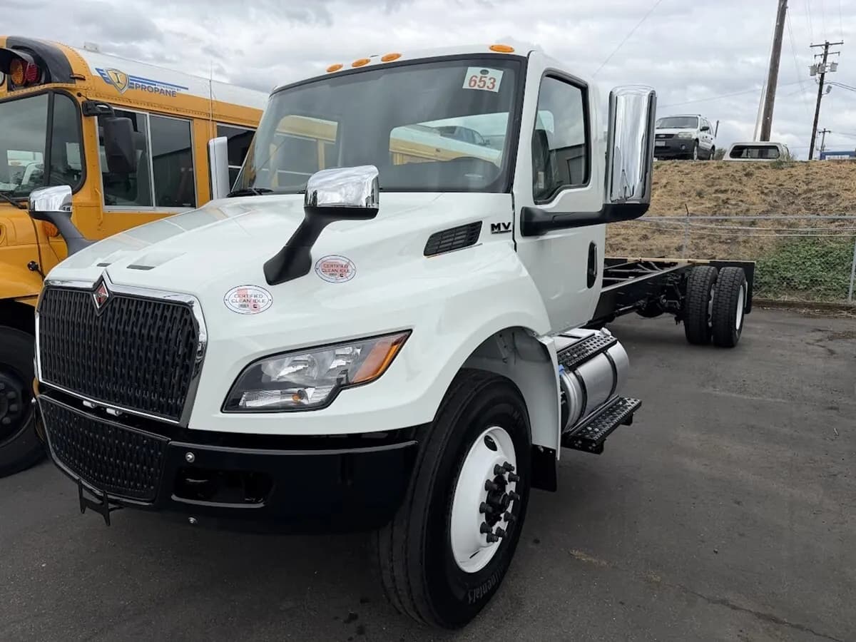 2027 International MV607 SBA