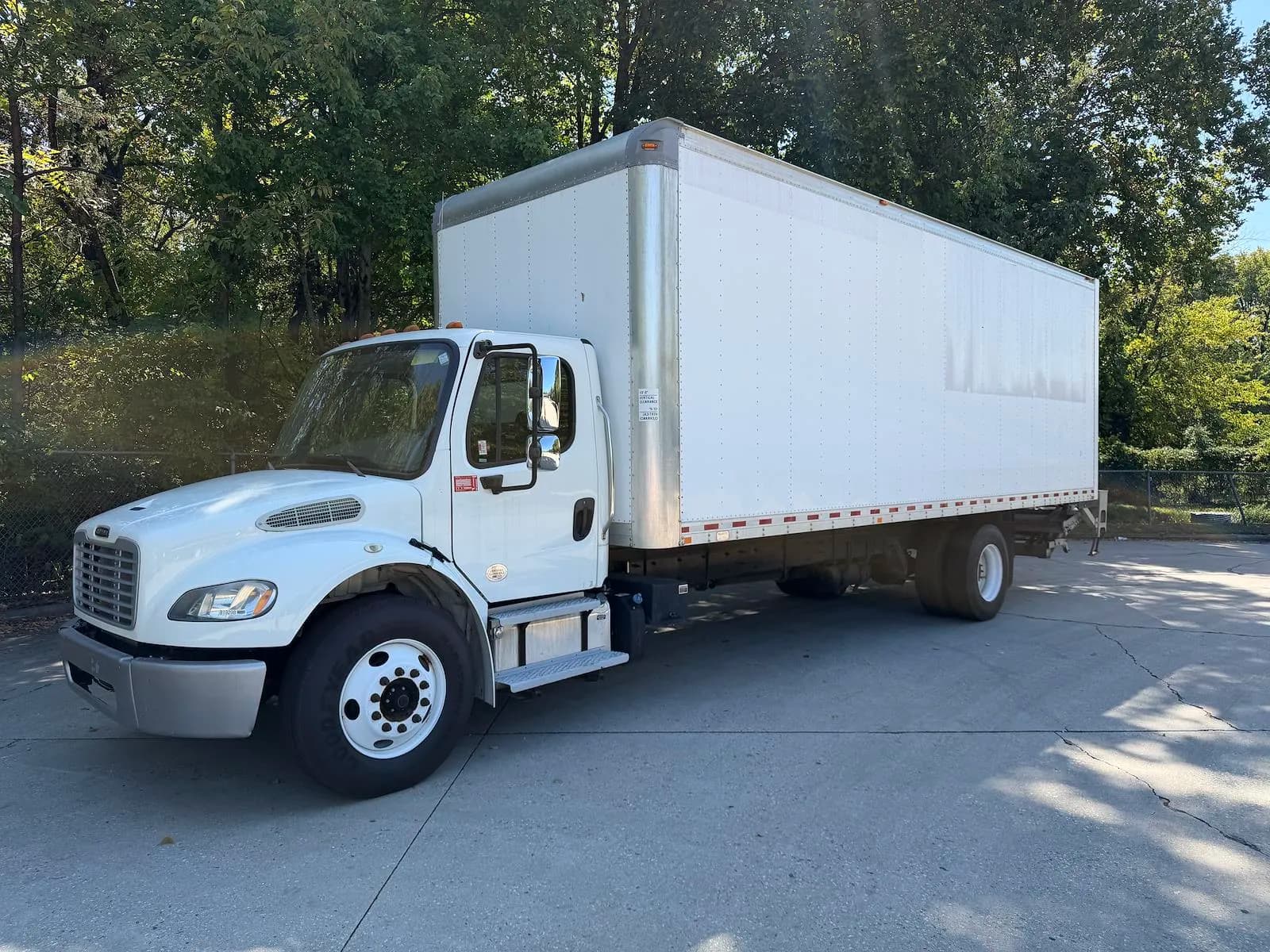 2019 Freightliner M2 106 - Box