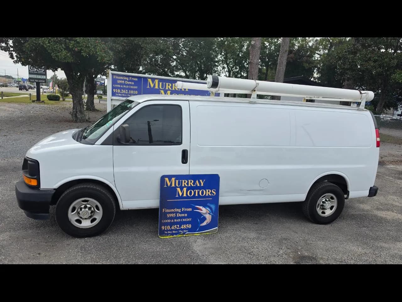 2017 Chevrolet Express 3500 Cargo Extended - Vans
