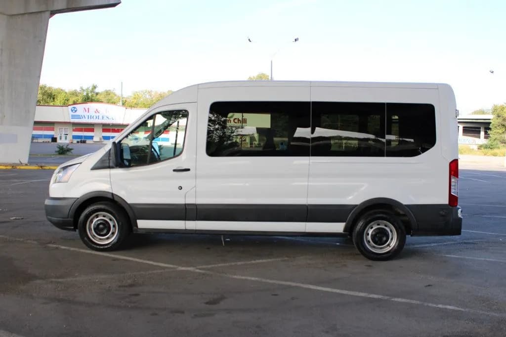 2018 Ford Transit Passenger Wagon T-350 148&quot Med Roof XL Sliding RH Dr - Vans