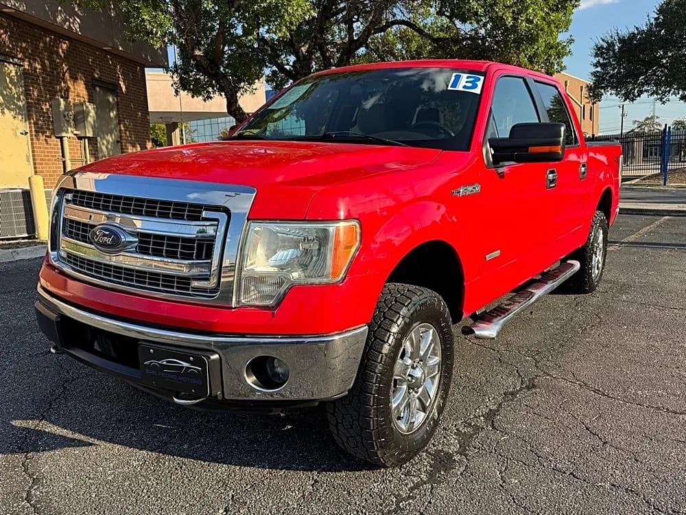 2013 Ford F150 XLT - Pickup