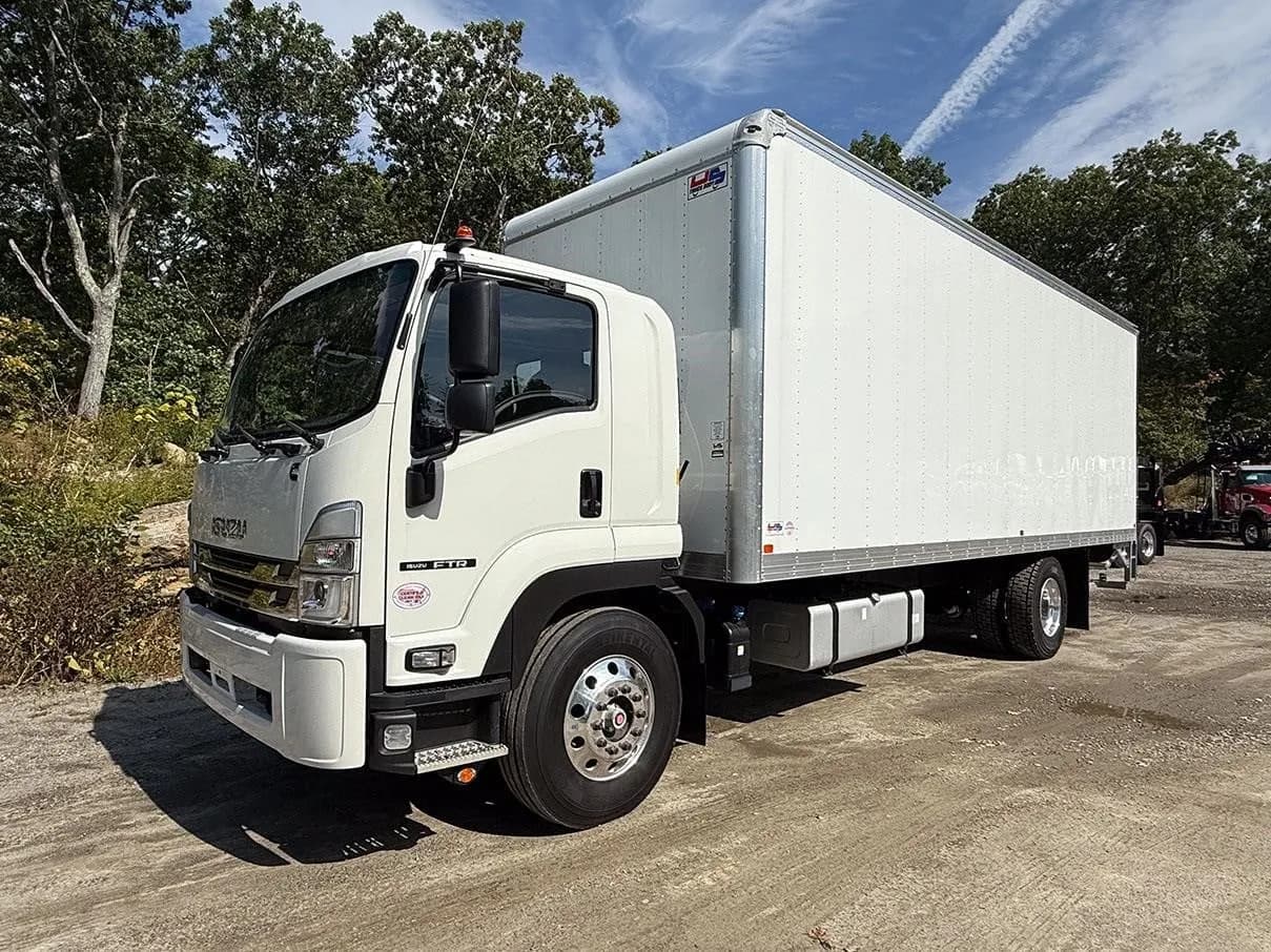 2025 ISUZU FTR - Chassis