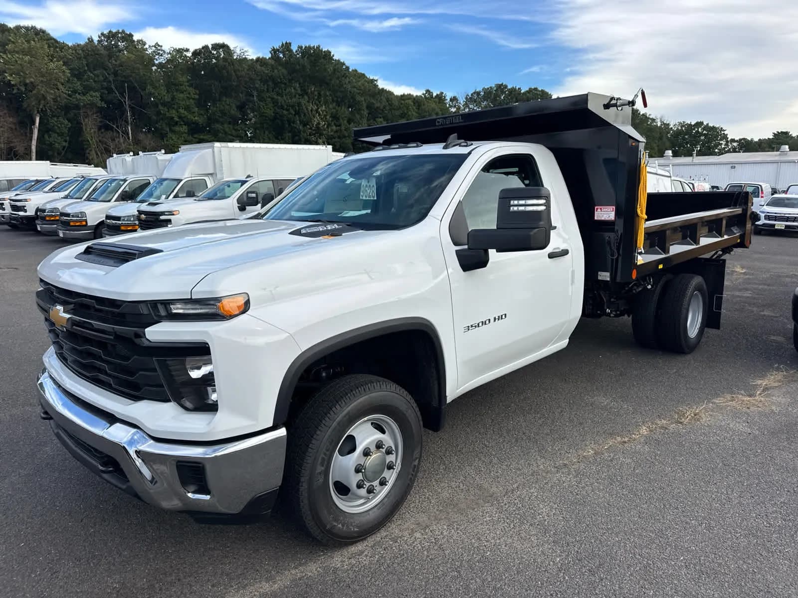 2026 Chevrolet Silverado 3500 - Dump