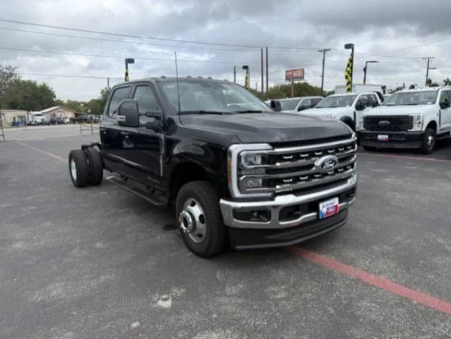 2027 Ford F-350 Crew Cab - Chassis