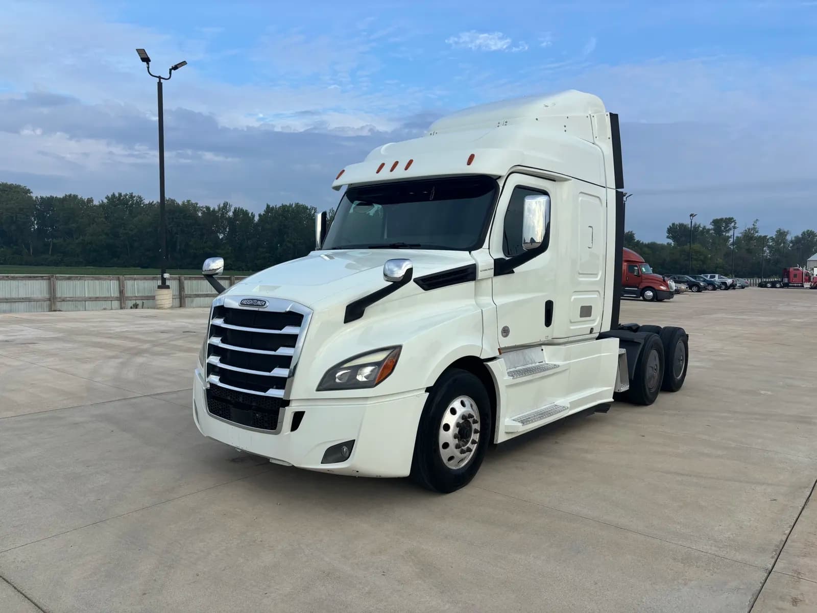 2020 Freightliner Cascadia