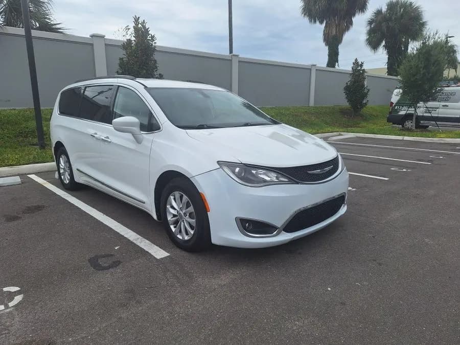 2017 CHRYSLER Pacifica