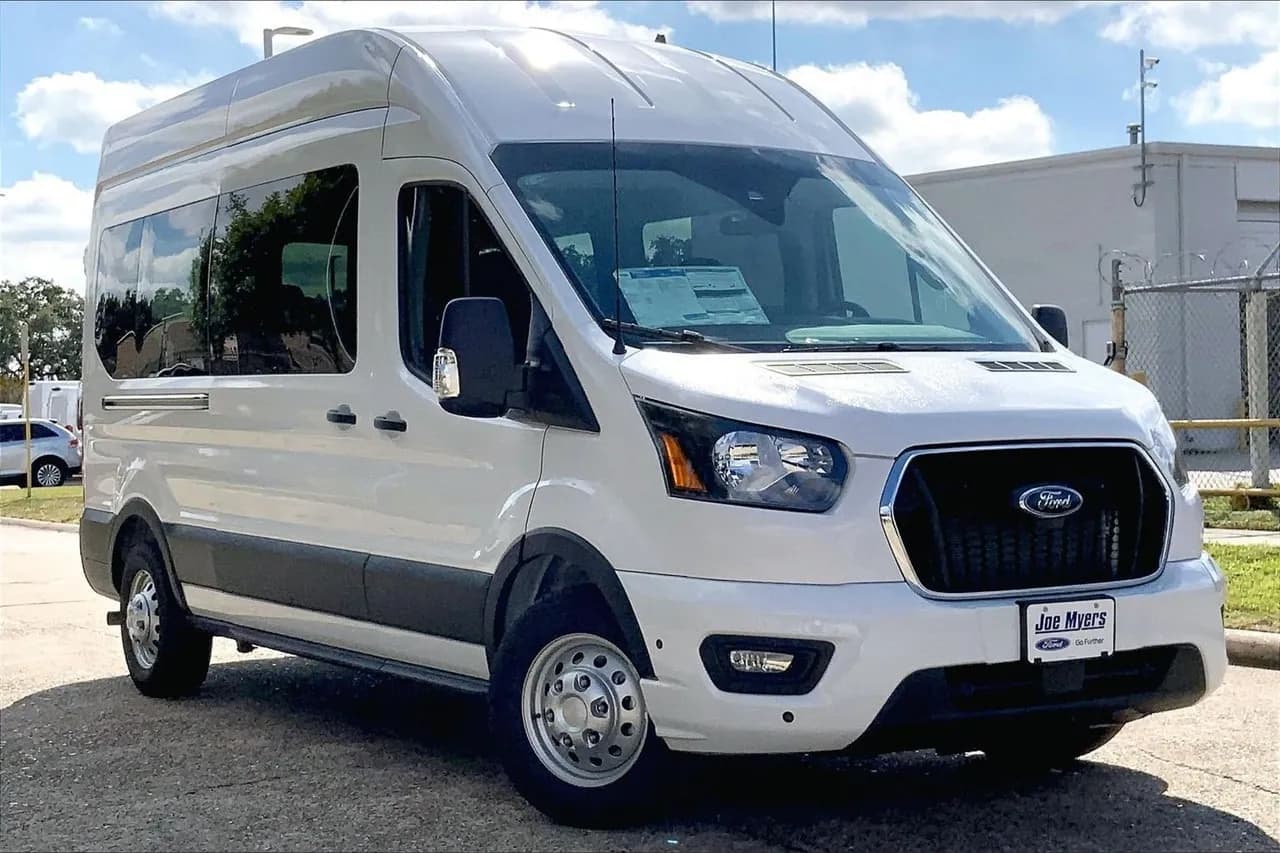 2025 Ford Transit-350 Passenger - Vans