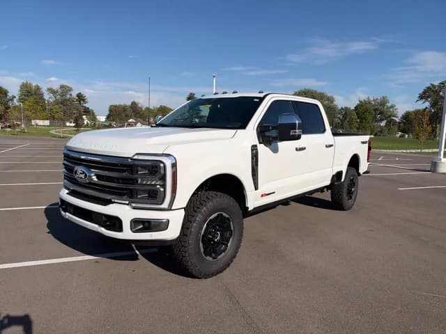 2027 Ford F-350 Crew Cab - Pickup