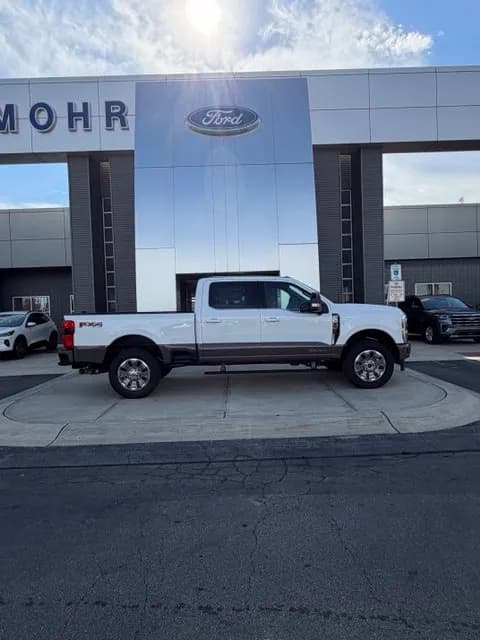 2027 Ford F-350 Crew Cab - Pickup