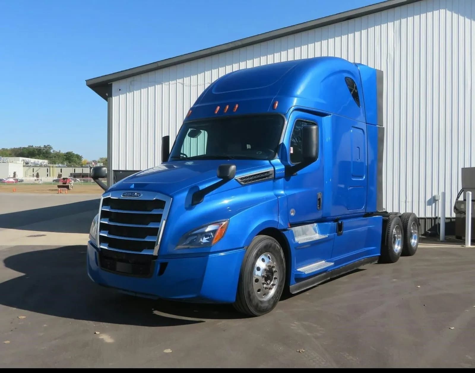 2021 Freightliner Cascadia - Sleeper
