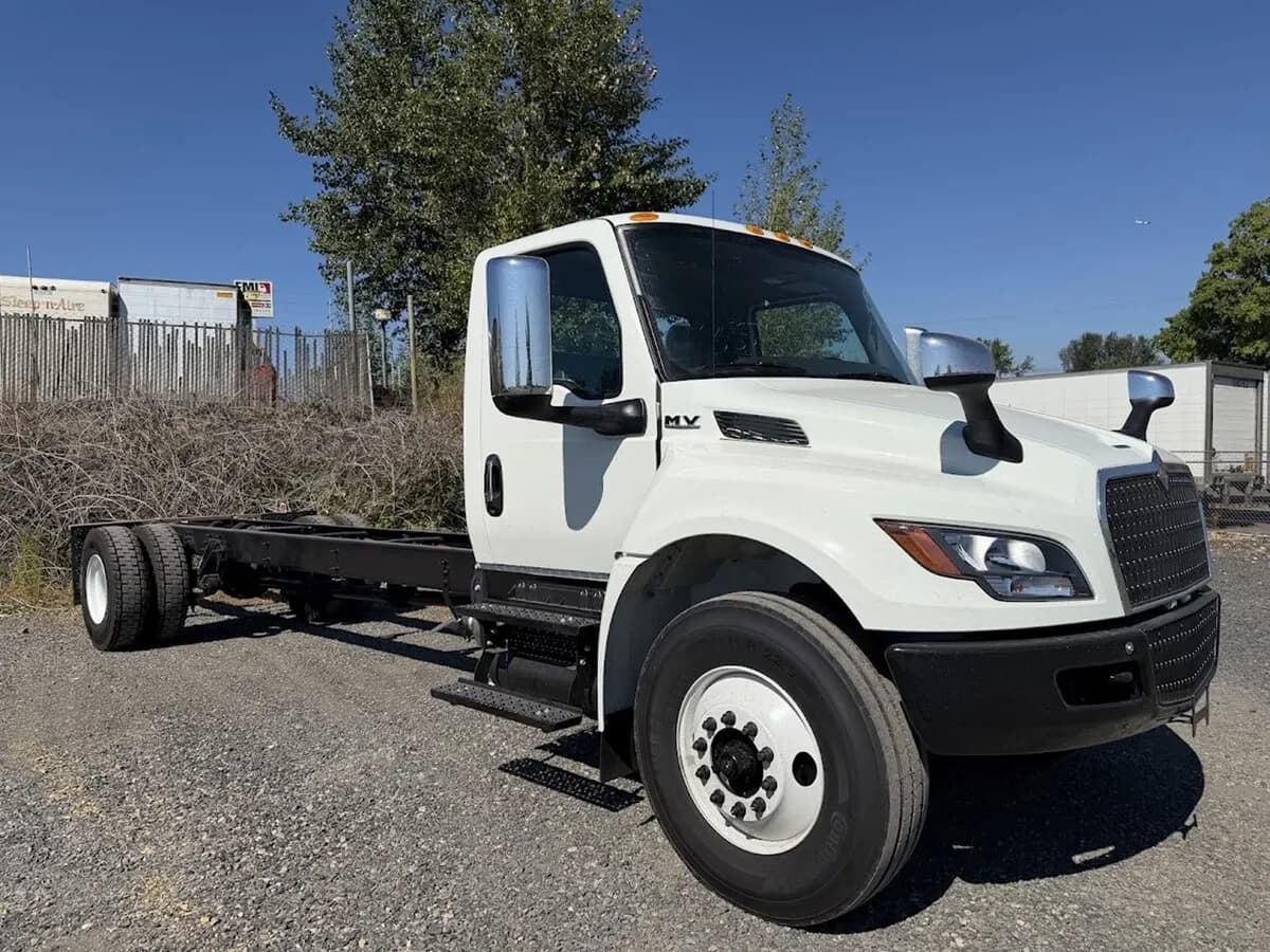 2027 International MV607 SBA