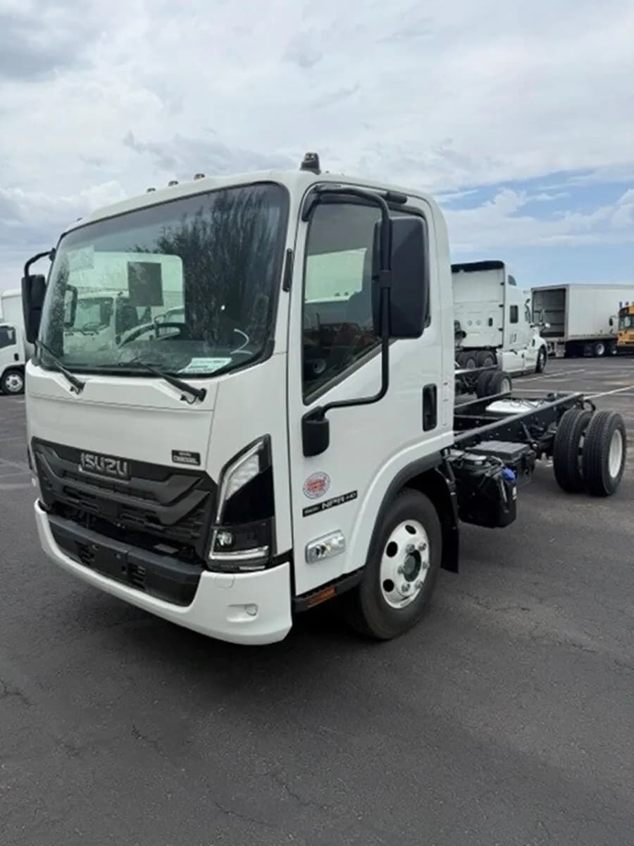 2025 Isuzu NPR-HD - Chassis