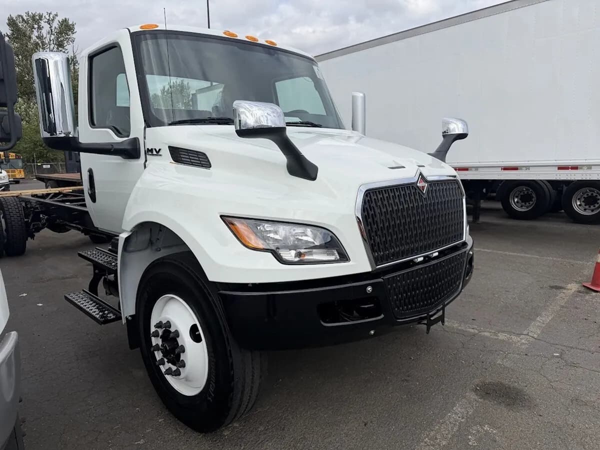 2027 International MV607 SBA