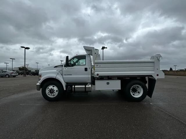 2027 Ford F-650SD - Chassis