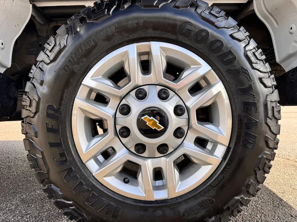 2025 Chevrolet Silverado 2500 HD - Pickup
