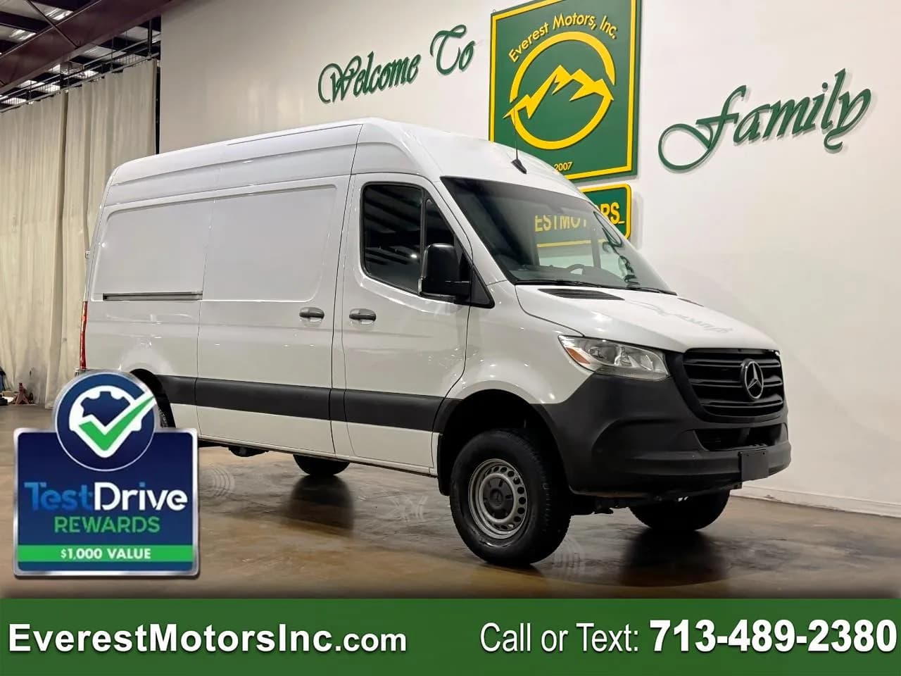 2022 Mercedes-Benz Sprinter Cargo Van 2500 - Vans