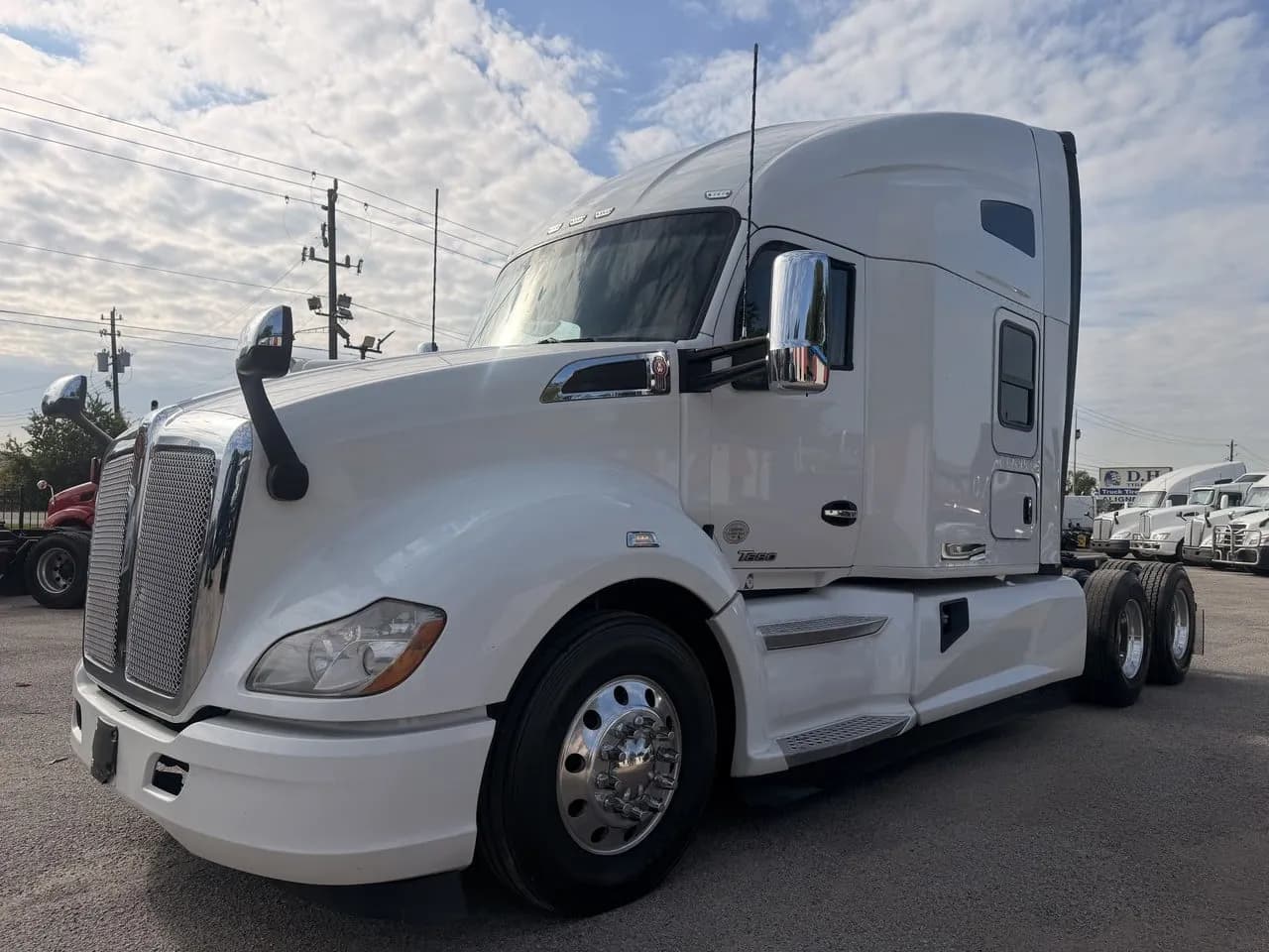 2020 Kenworth T680 - Sleeper