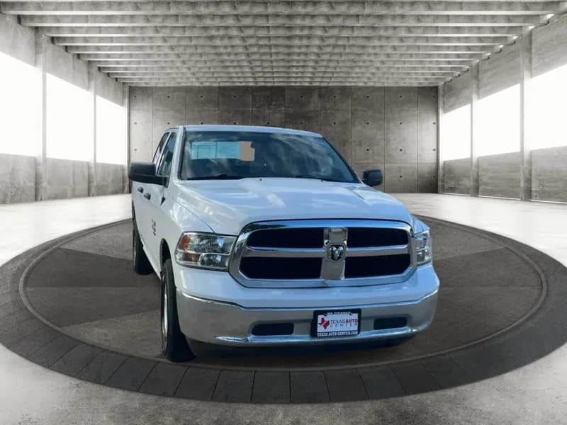 2024 Ram 1500 Classic SLT - Pickup