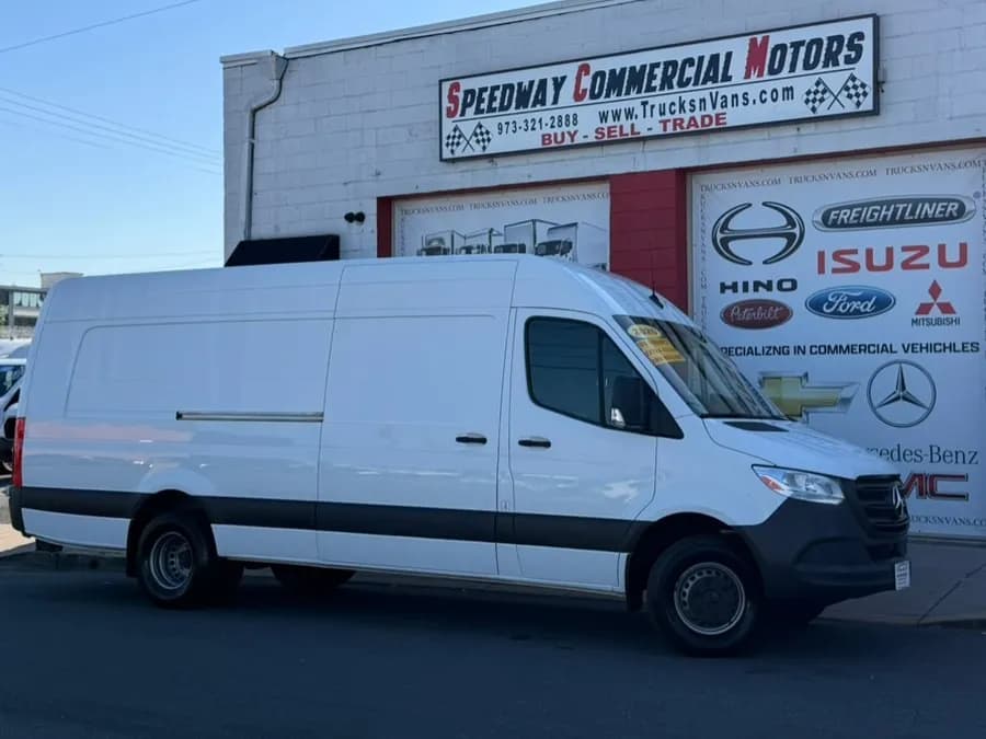 2020 Mercedes-Benz Sprinter Cargo Van 3500XD - Vans