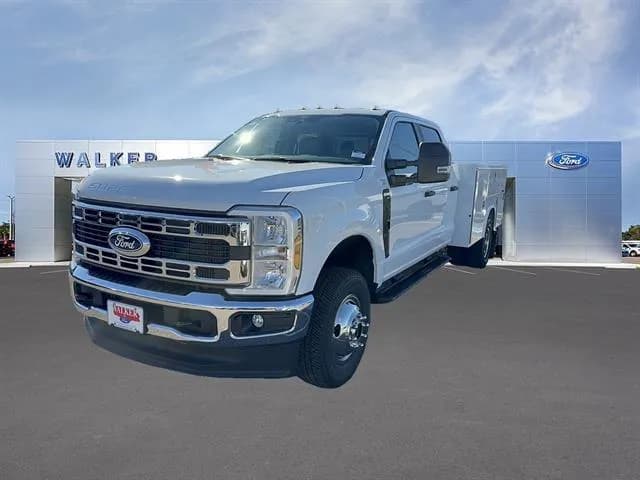 2027 Ford F-350 Crew Cab - Service