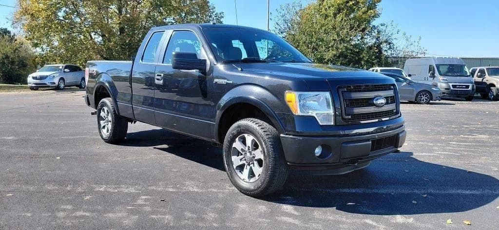 2014 Ford F-150 XL SuperCab 8-ft Bed - Pickup