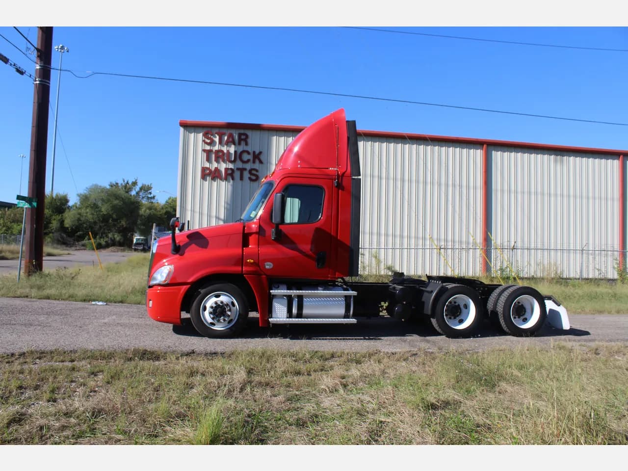 2020 Freightliner Cascadia - Day Cab
