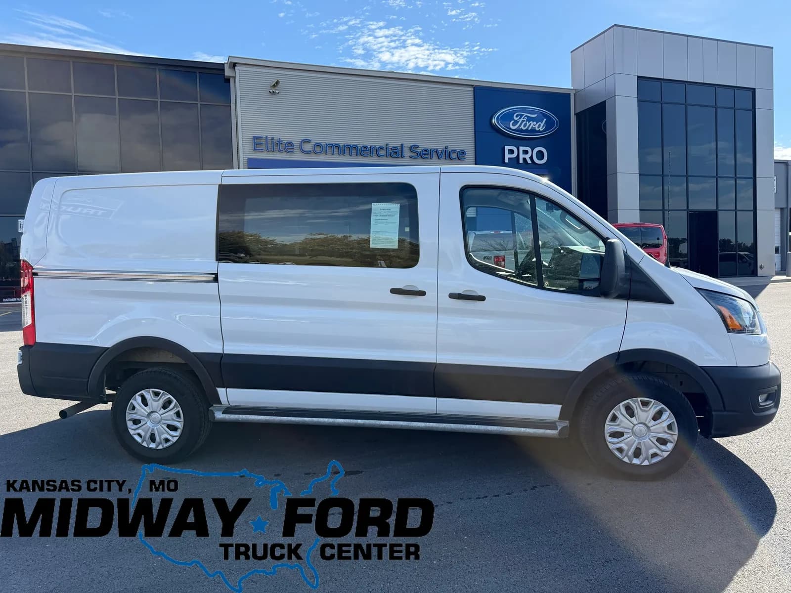 2025 Ford Transit-250 Cargo - Vans