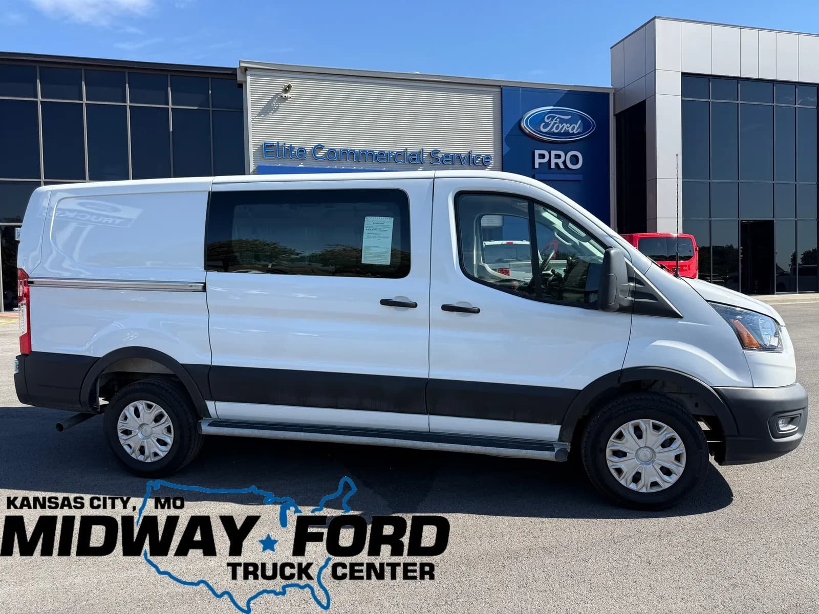 2025 Ford Transit-250 Cargo - Vans