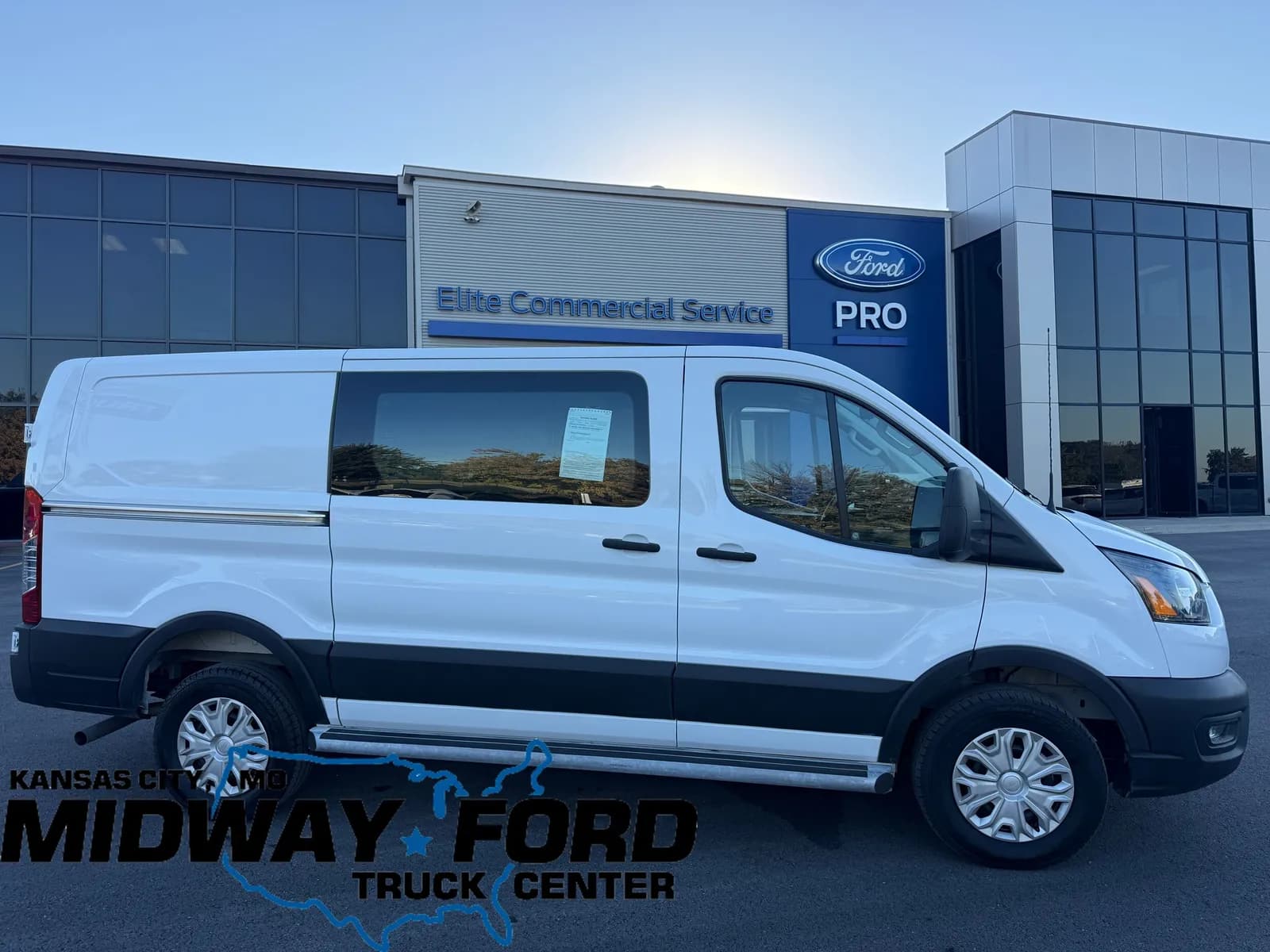 2025 Ford Transit-250 Cargo - Vans