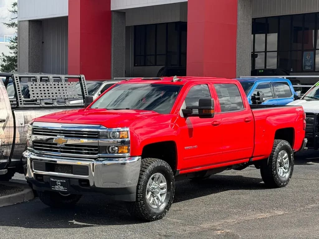 2016 Chevrolet SILVERADO 2500 - Pickup