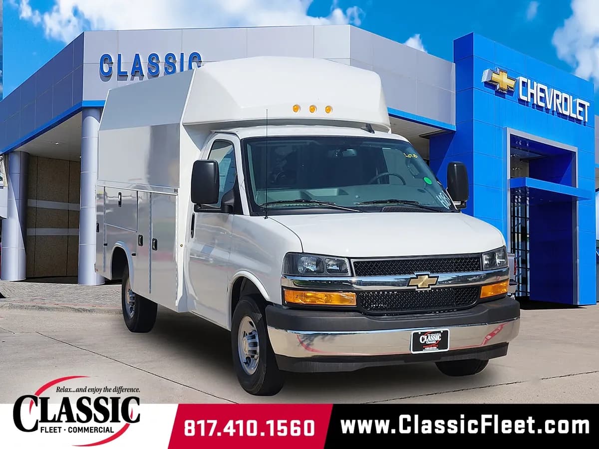 2026 Chevrolet Express 3500 - Box
