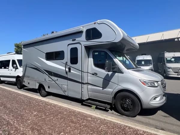 2026 REV Renegade VILLAGIO - Chassis