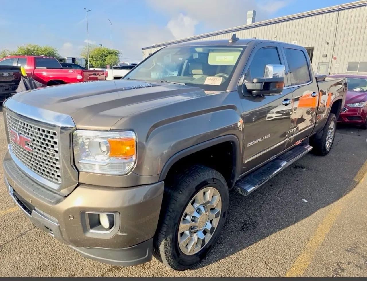 2015 GMC Sierra 2500HD - Pickup