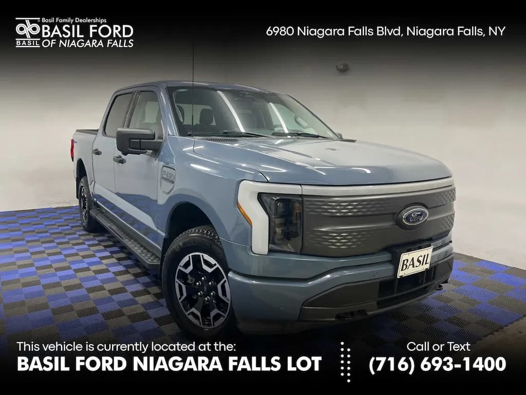 2023 Ford F-150 Lightning - Pickup