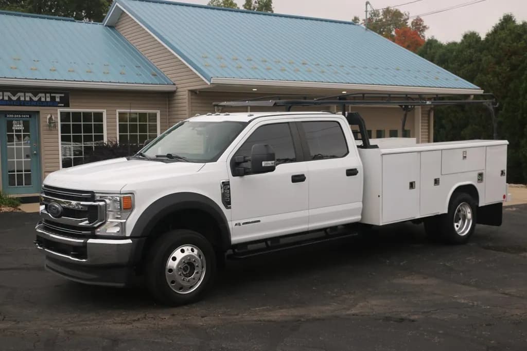 2022 Ford F550 - Service