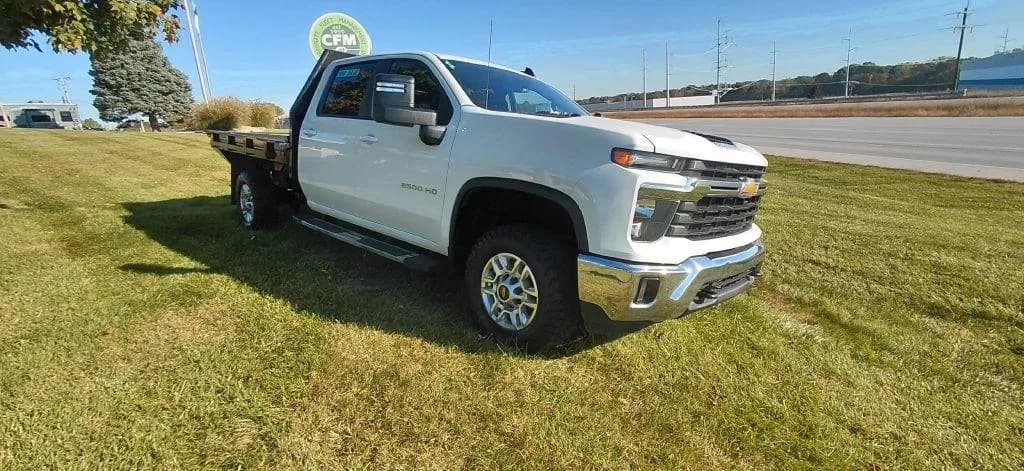 2024 Chevrolet Silverado 2500HD LT Crew Cab Long - Chassis