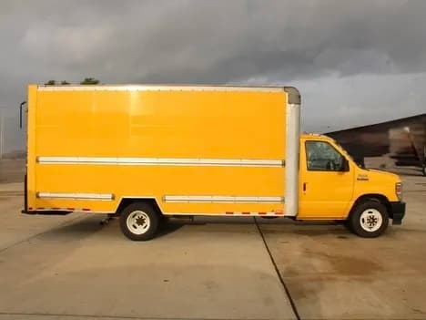 2022 Ford E-350 - 16 ft - Box
