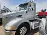 2009 Peterbilt Conventional - Day Cab - 384 - Day Cab