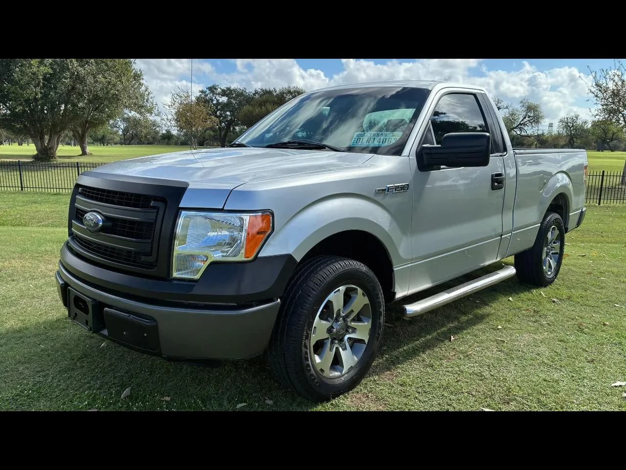 2014 Ford F-150 XL 8-ft Bed - Pickup