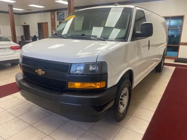 2022 Chevrolet EXPRESS 3500 - Vans