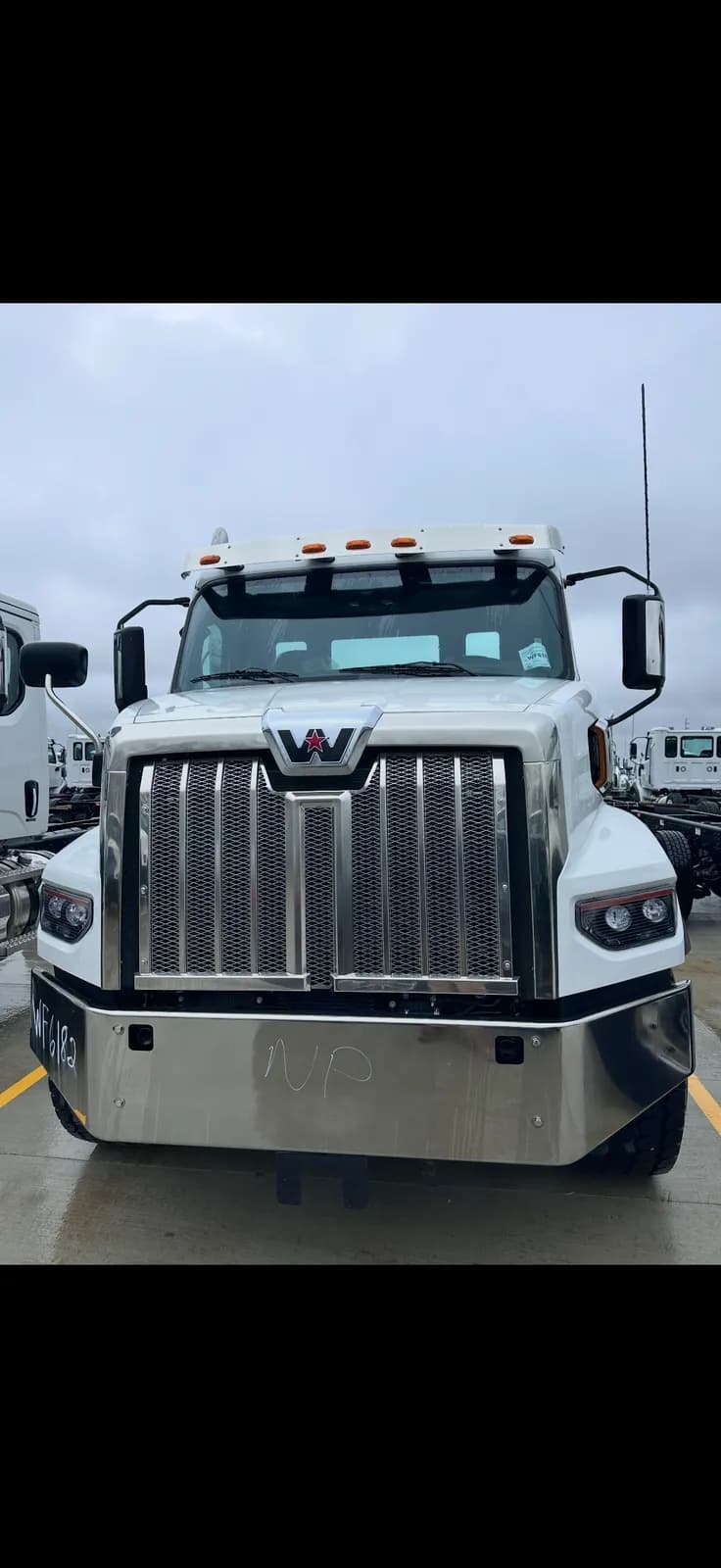 2026 Western Star 47XSB Chassis- Pre-2028 Emmisions - Chassis