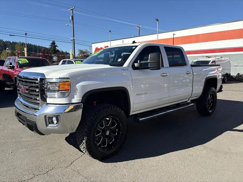2015 GMC Sierra 2500HD SLE - Pickup