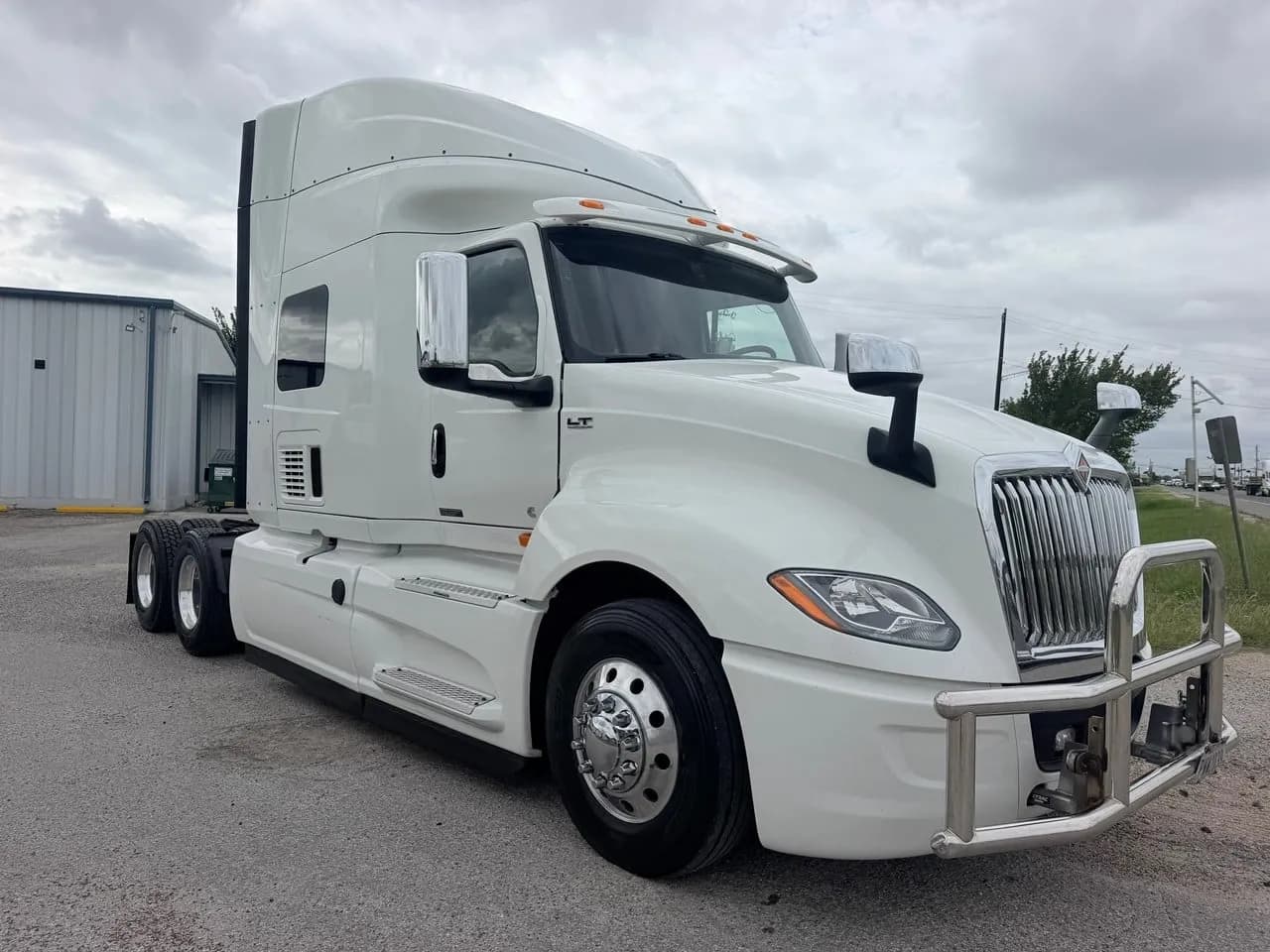 2020 International LT 625 - Sleeper