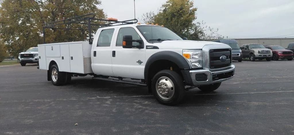 2015 Ford F-550 Crew Cab - Chassis