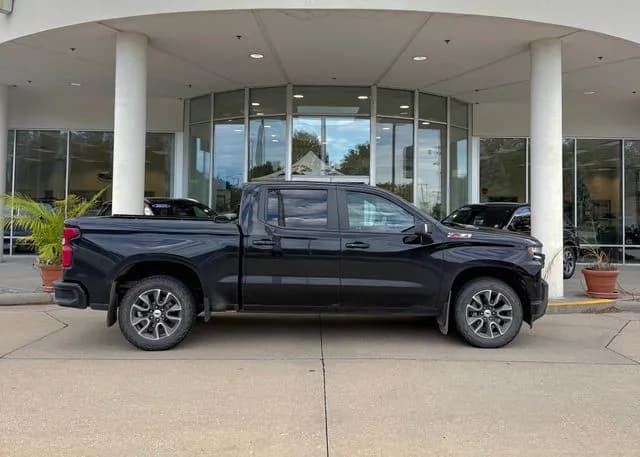2021 Chevrolet Silverado 1500 RST - Pickup