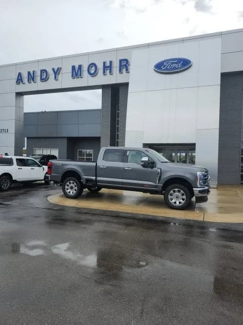2027 Ford F-250 Crew Cab - Pickup