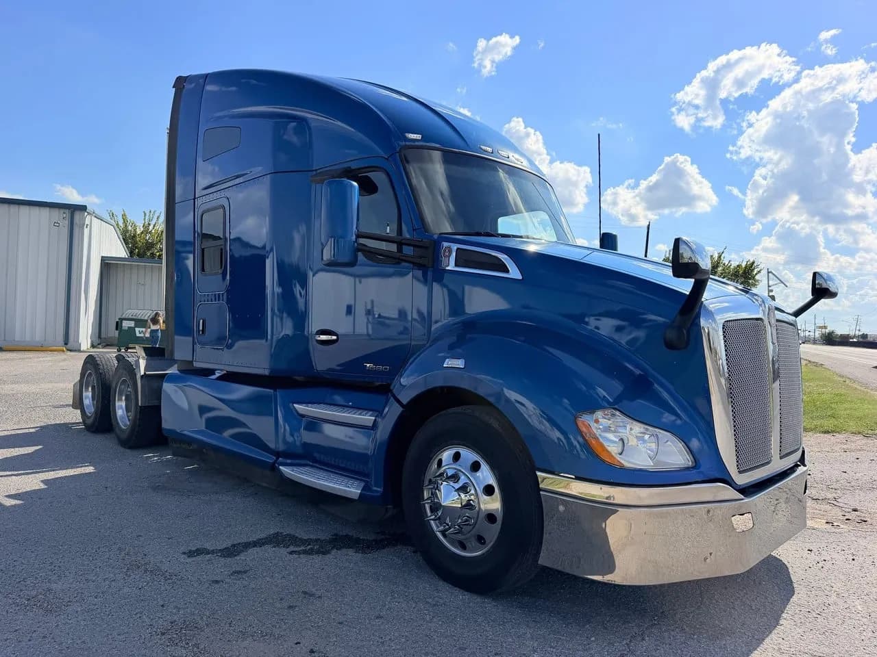 2020 Kenworth T680 - Sleeper